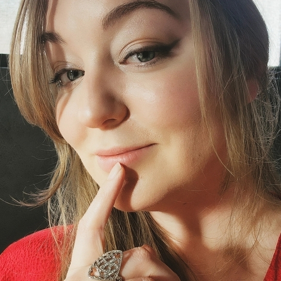 Taylor Swift Red (Taylor’s Version) Album Ring - Picture 13 of 13